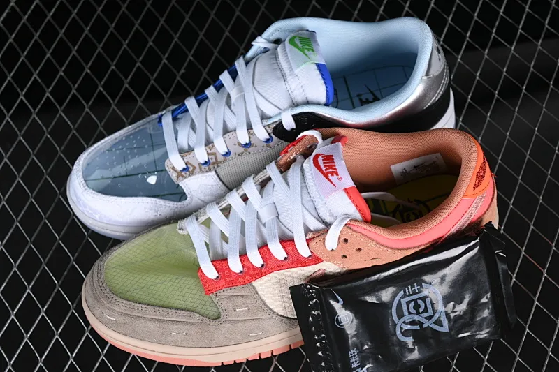 All Categories Nk SB Dunk Series Nk SB Dunk Low Low-top sneakers Clot x Dunk Low "What The" joint model Yuanyang color SB low-top casual sneakers FN0316-999